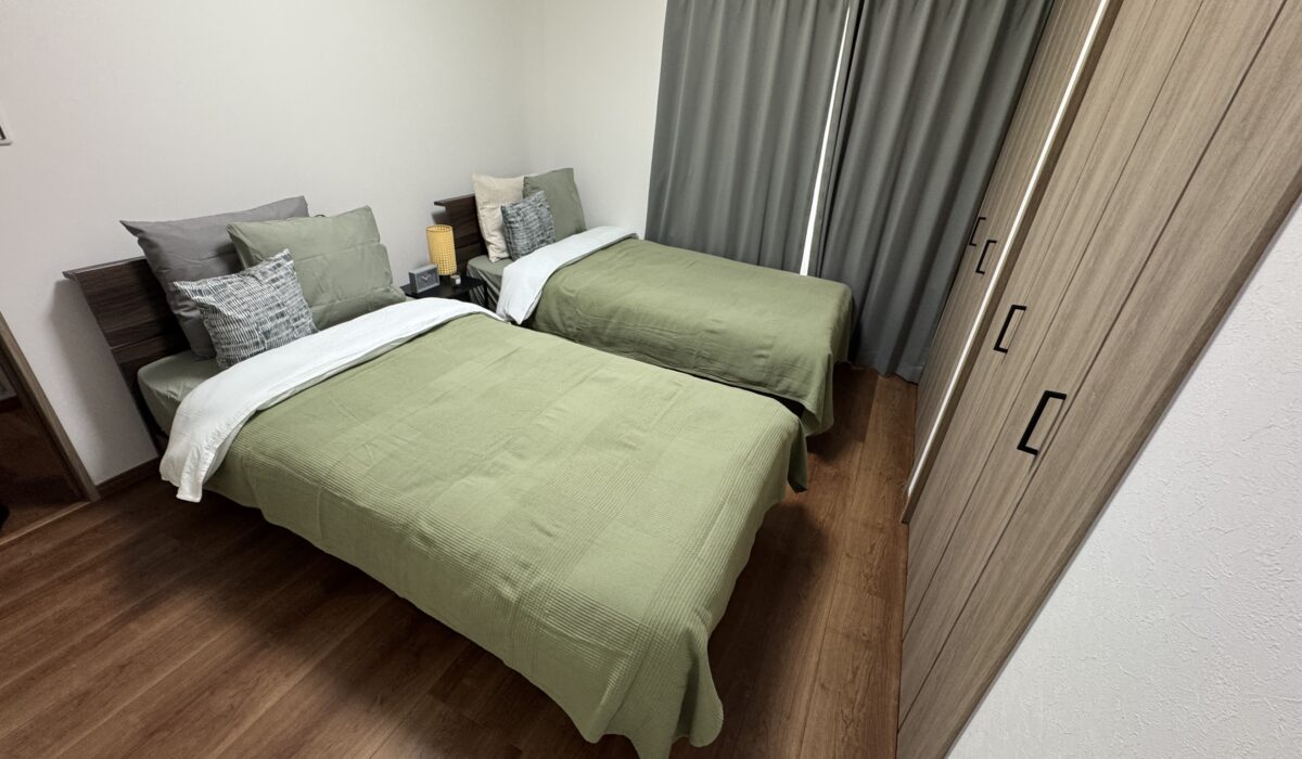 1009102220_68e70e4c03dcf